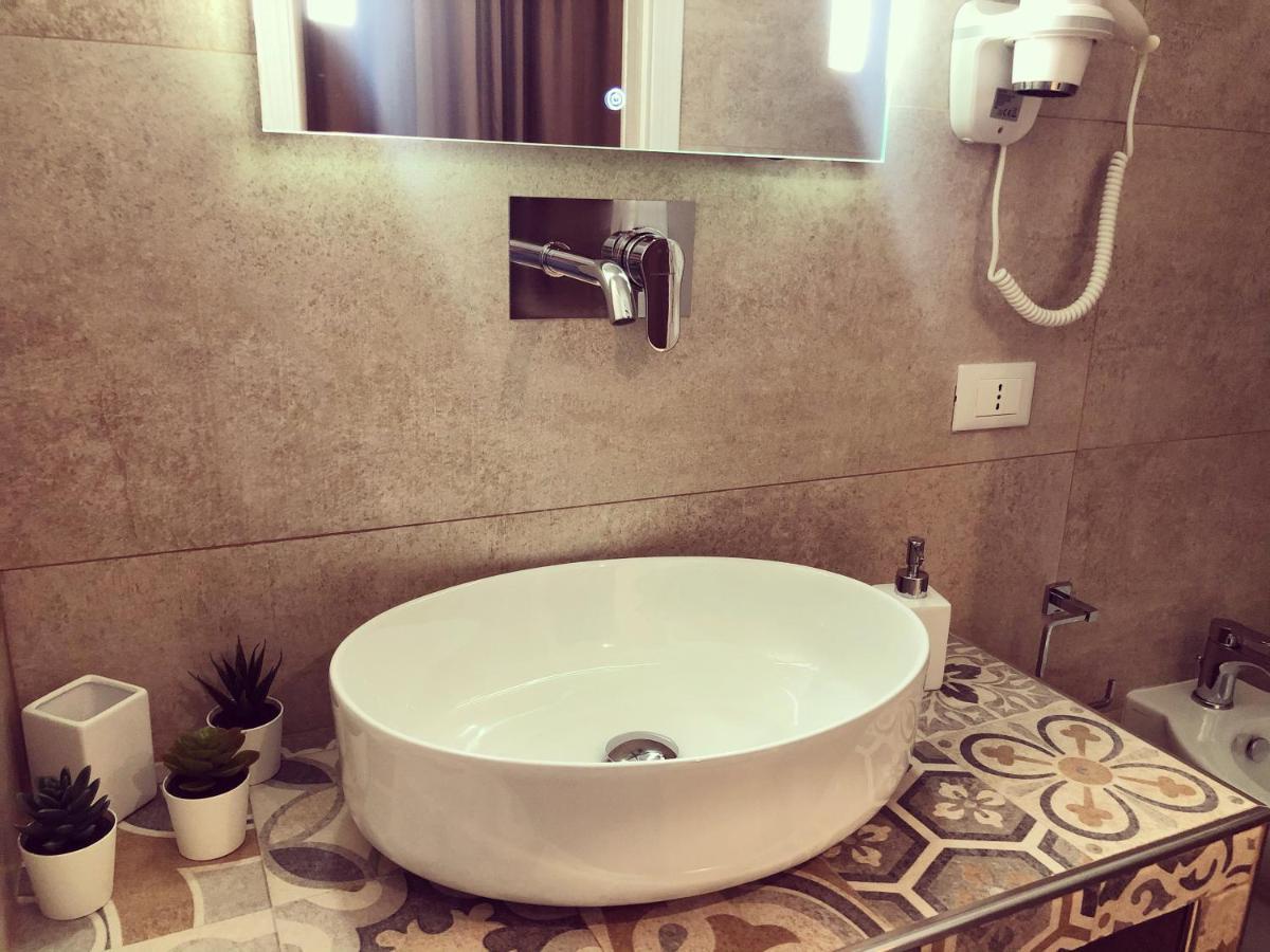 B&B Angolo83 Palermo Centro Экстерьер фото