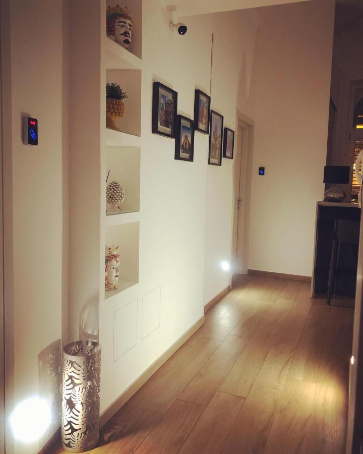 B&B Angolo83 Palermo Centro Экстерьер фото